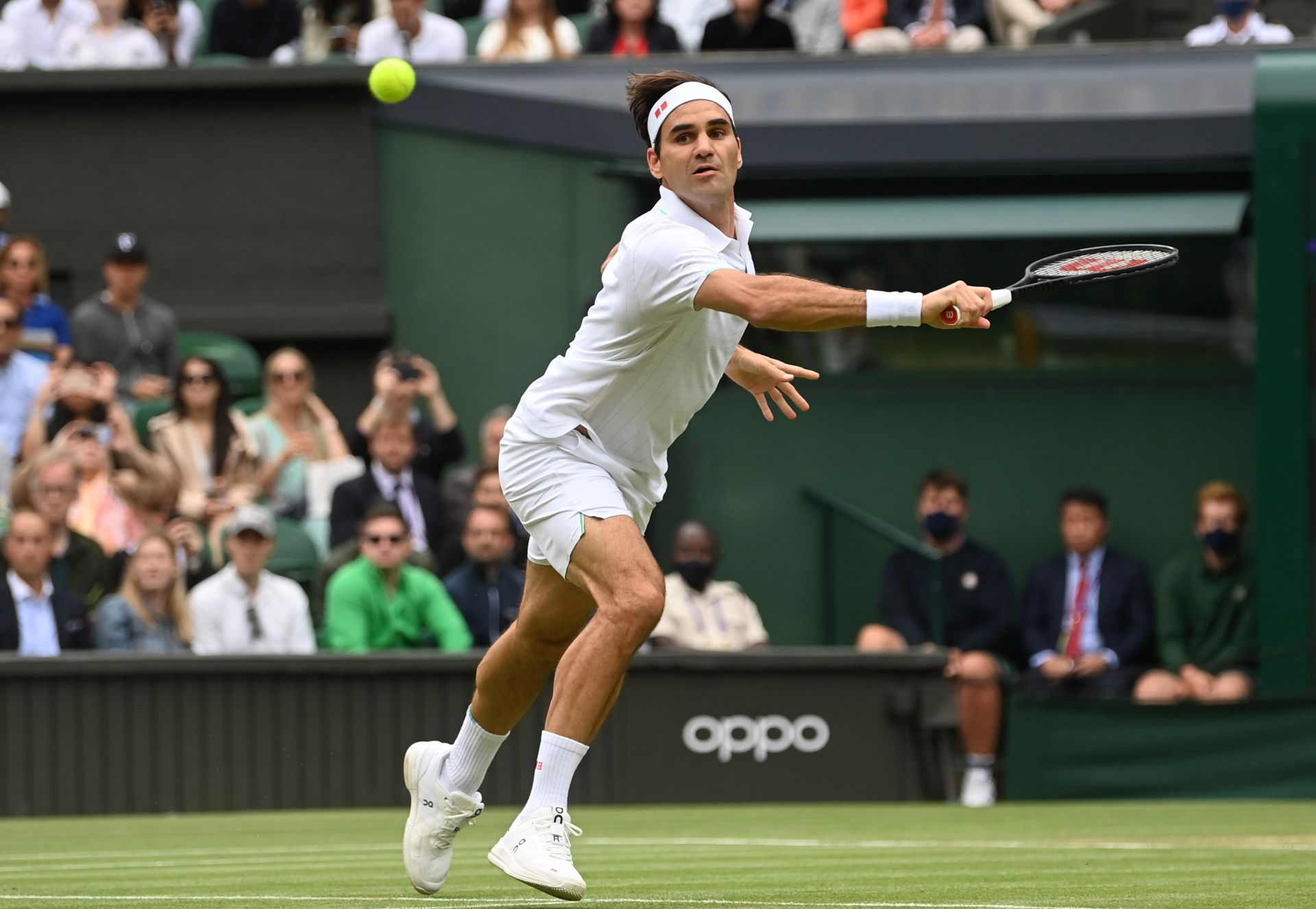 爱游戏-费德勒爆冷击败利物浦，精彩发挥引爆全场！的简单介绍