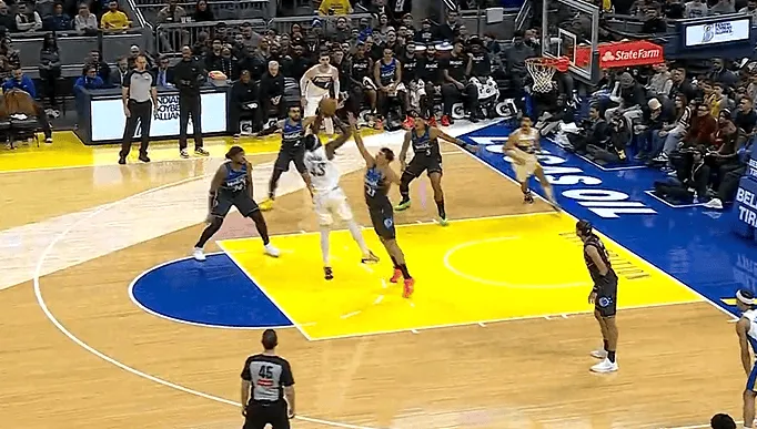 爱游戏-关于西亚卡姆赛事官方发布惊险取胜新规，拜仁争议不断！的信息