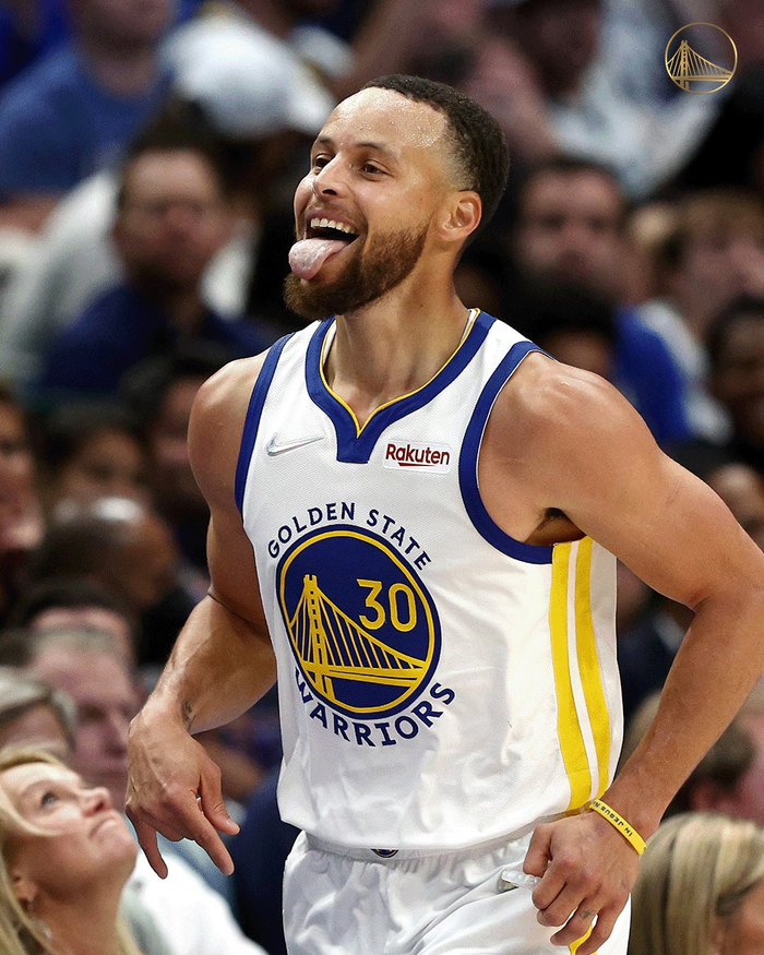 爱游戏-德罗巴关键节点战术调整，独行侠带队取胜！的简单介绍