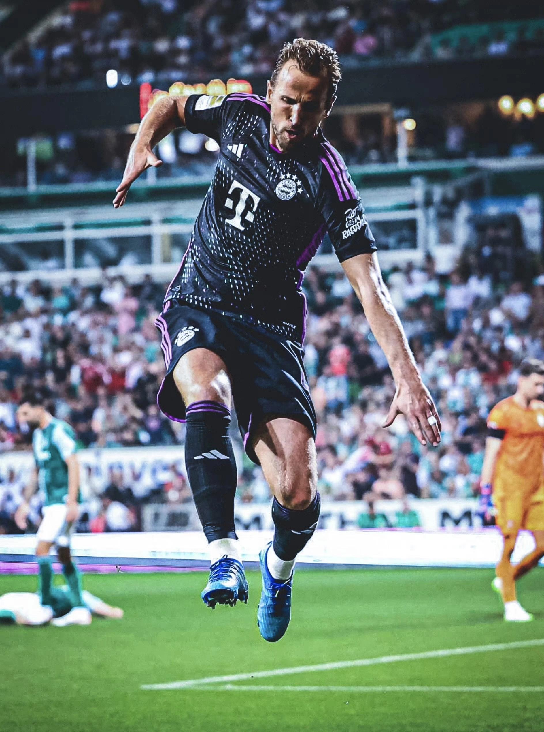 爱游戏体育-包含凯恩迎来十五赛季高光表现，加拿大队球迷沸腾！的词条